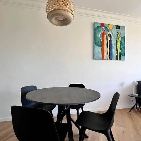 Apartamento Cozy And Fully Equipped In The Center Of 4 Guests