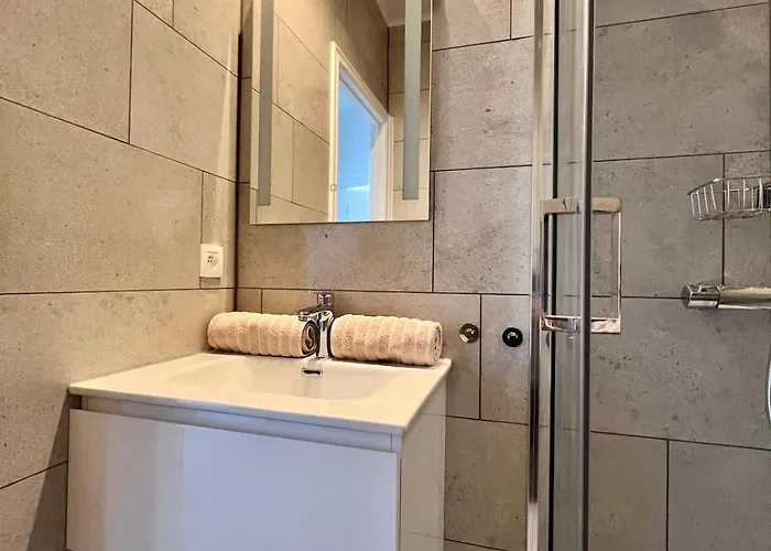 Apartamento Cozy And Fully Equipped In The Center Of 4 Guests Lieja