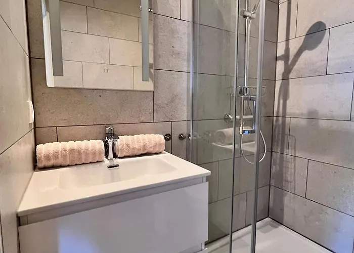 Cozy And Fully Equipped In The Center Of 4 Guests Liège